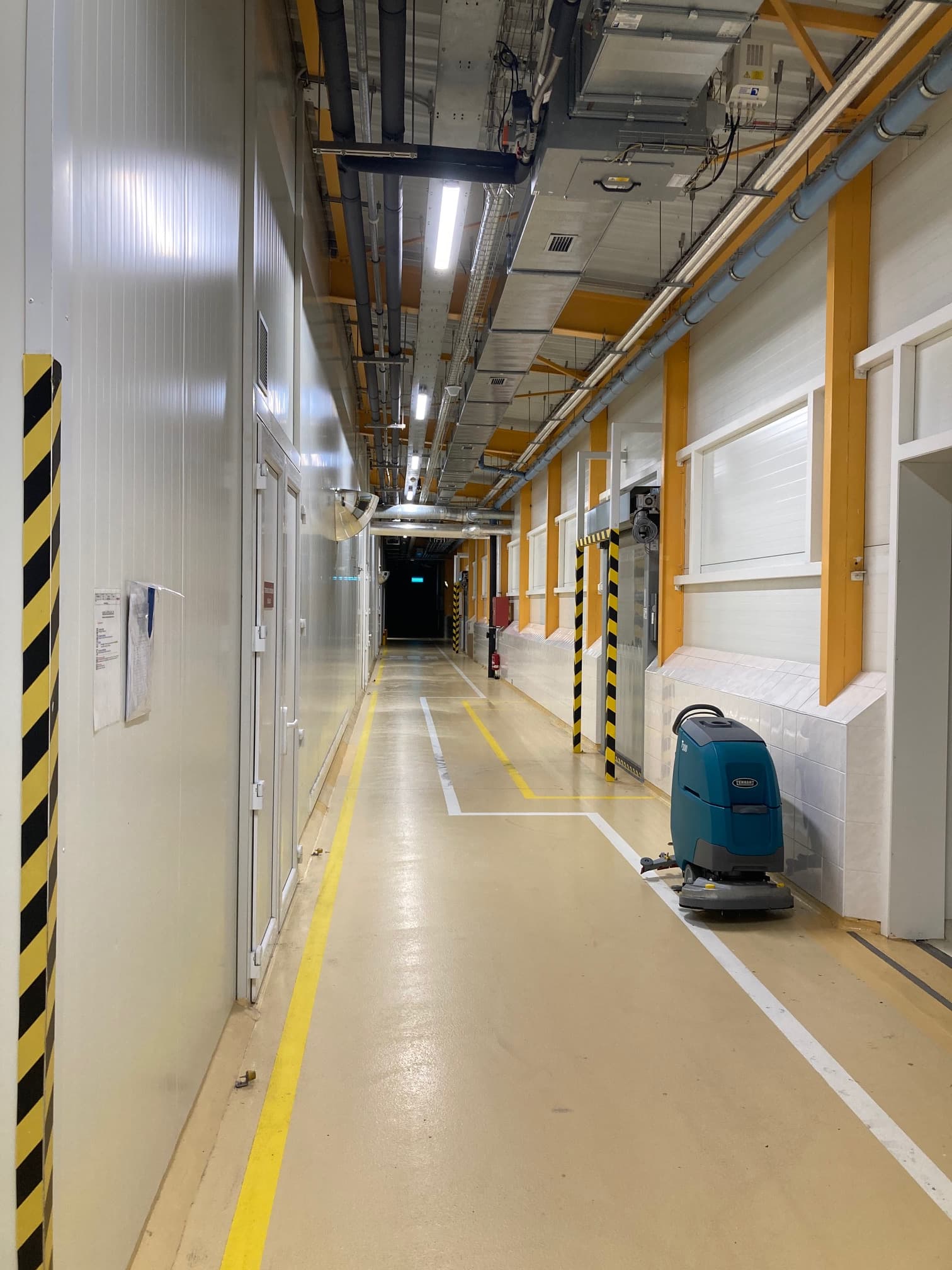Modernizované LED osvětlení v areálu ve Frýdku-Místku